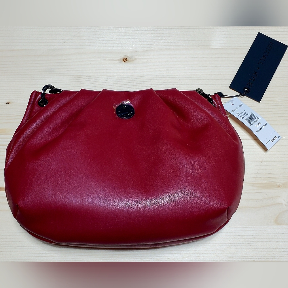 NWT Kendal & Kyle burgundy bag